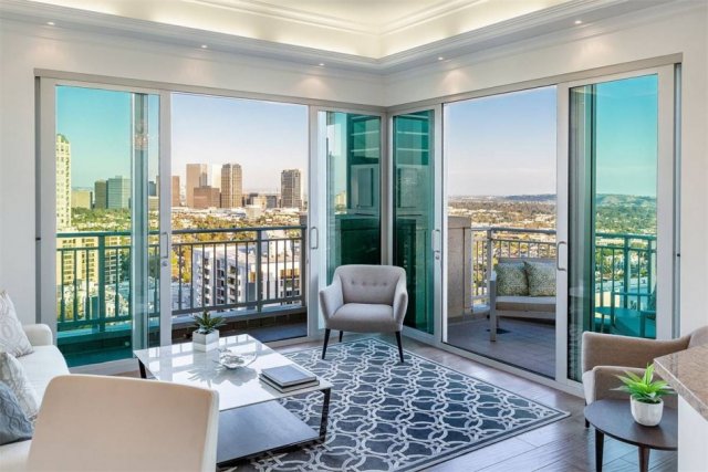 10727 Wilshire Boulevard Unit 2005